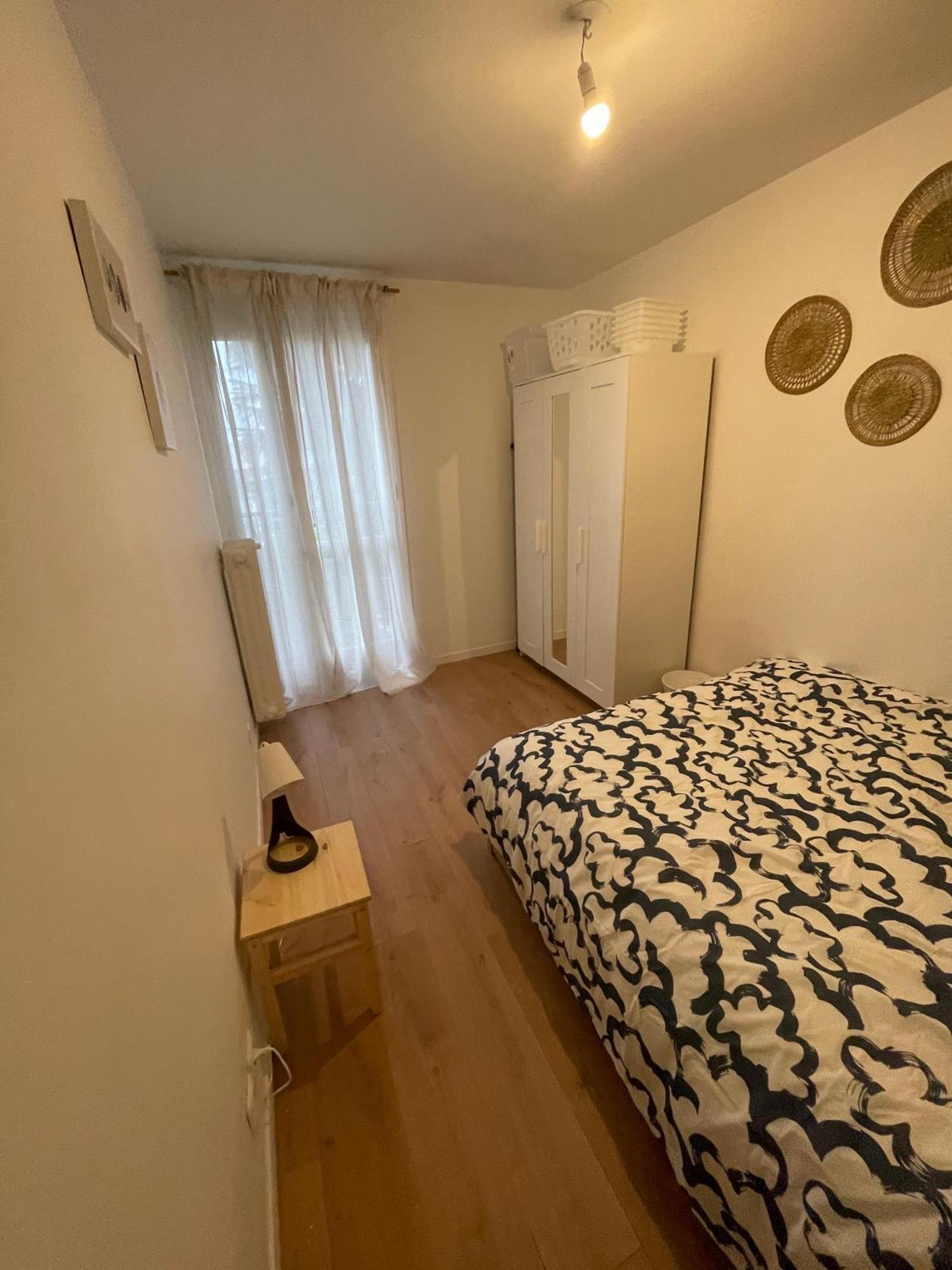 Apartment Situe A A 5 Minutes Du Metro Ligne 14 *